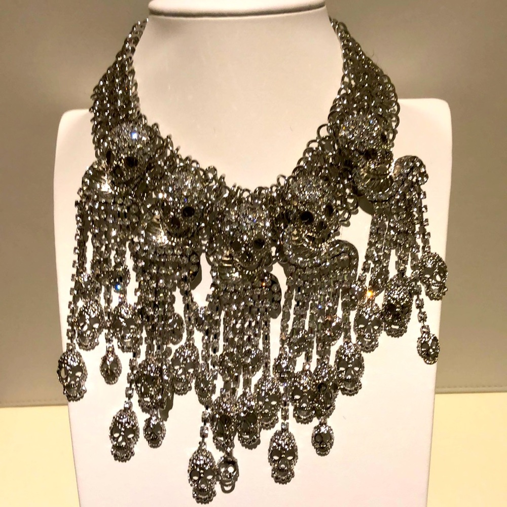 Hprhinestone Dangling Skull On Chain Statement Ne… - image 2